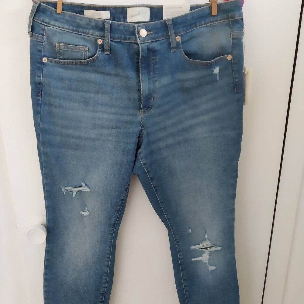 NWT Grunge High-Rise Size 16 Skinny Jeans by Universal Thread inseam 27"